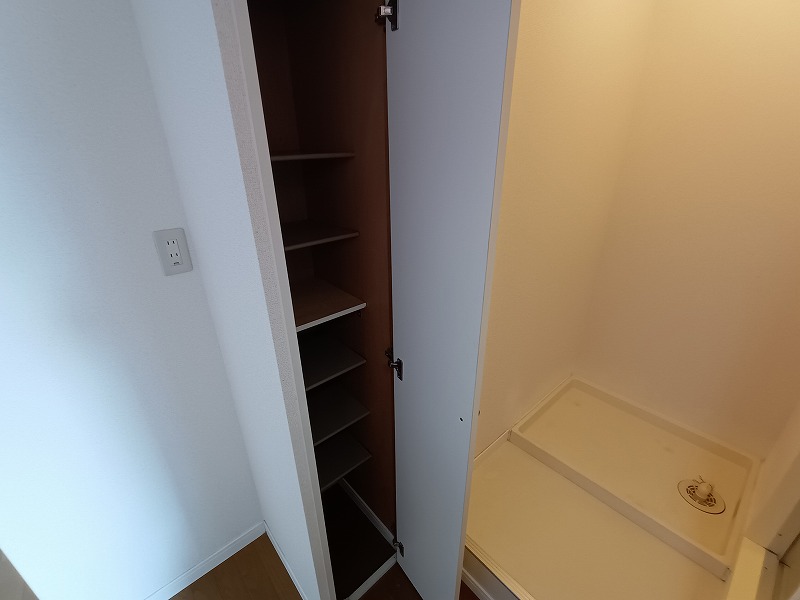 その他　室内洗濯機置き場です。