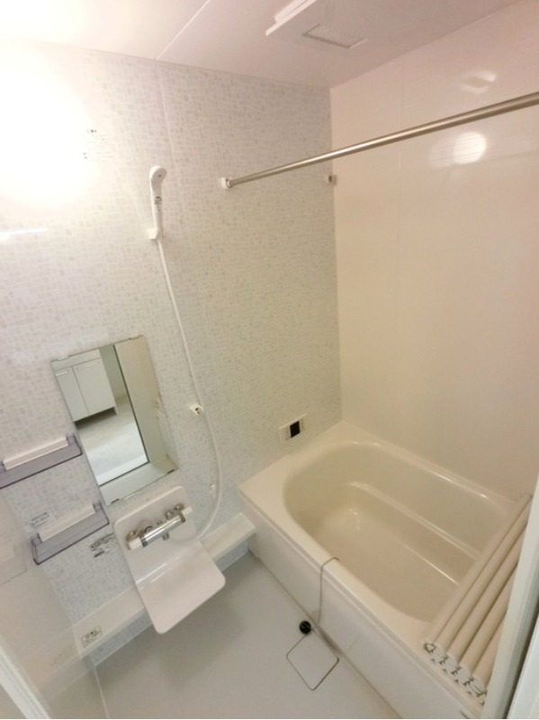 バス・シャワールーム　図面と現状に相違がある場合には現状を優先