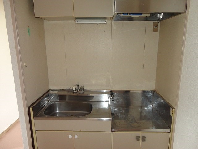 キッチン　写真は201号室です