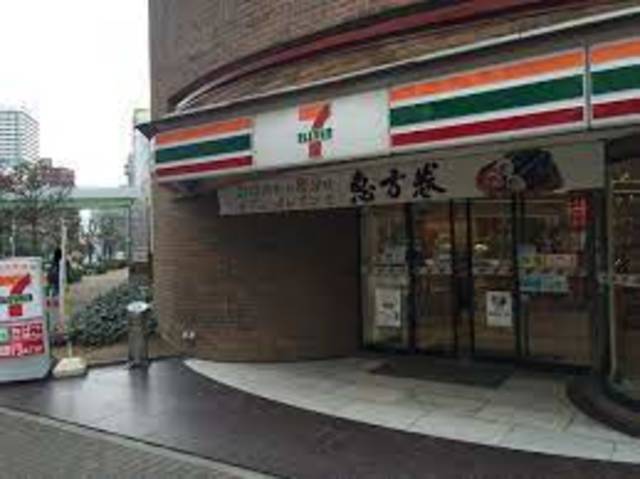 コンビニ　セブンイレブン神戸中央磯辺通店（コンビニ）まで516m