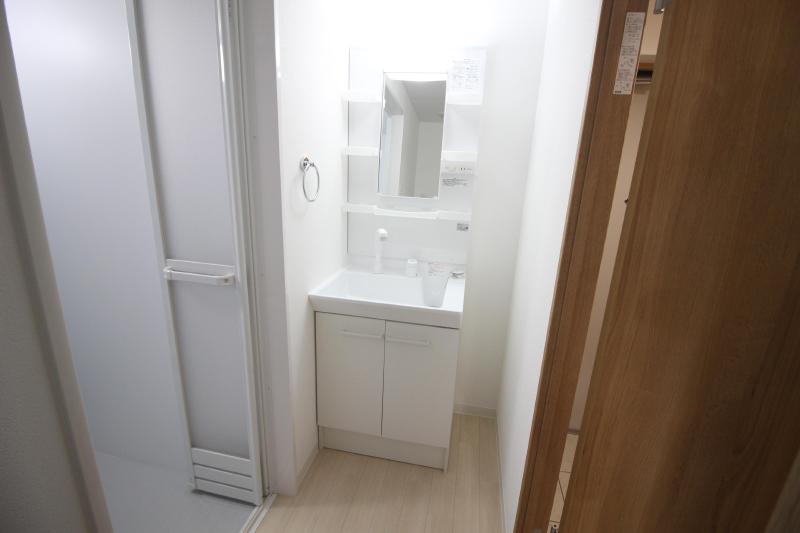 洗面設備　類似物件洗面台イメージ