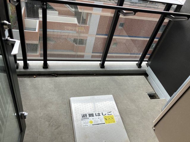 バルコニー　便利で嬉しいバルコニー付きです♪