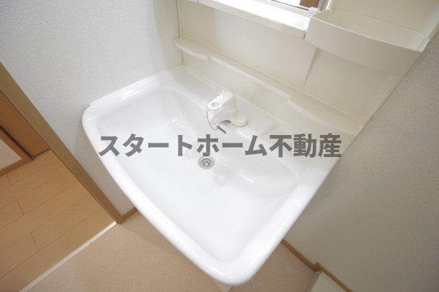 洗面設備　広い洗面スペース