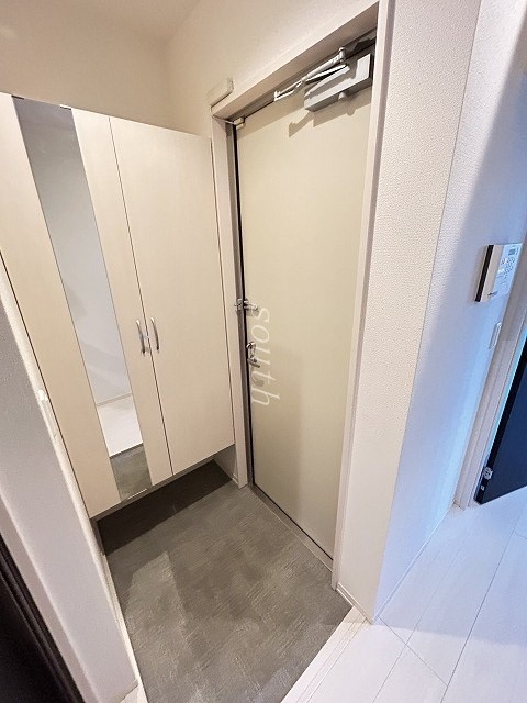 玄関　シューズＢＯＸ付きの玄関