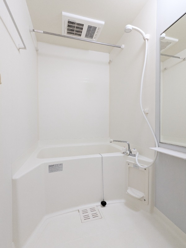 バス・シャワールーム　図面と現状に相違がある場合には現状を優先