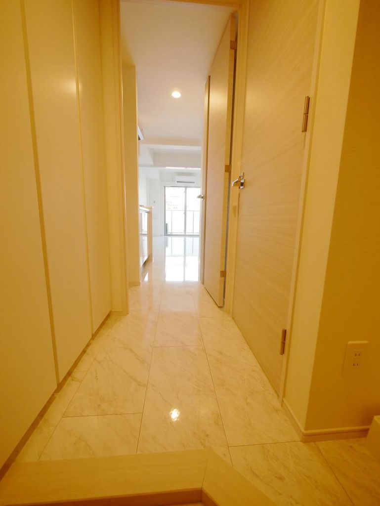 玄関　同シリーズ