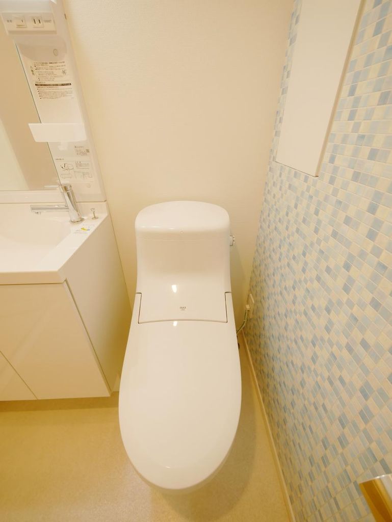 トイレ　同シリーズ