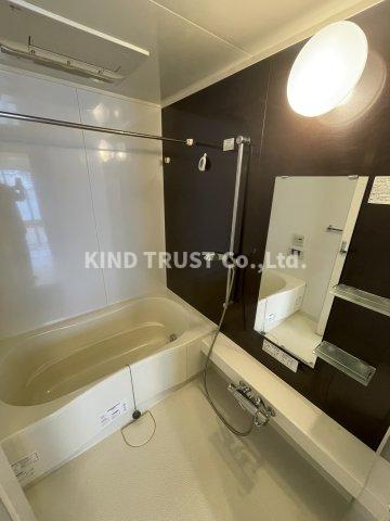 バス・シャワールーム　お風呂です