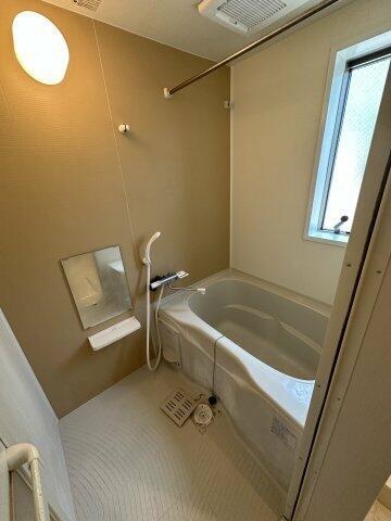 バス・シャワールーム　?