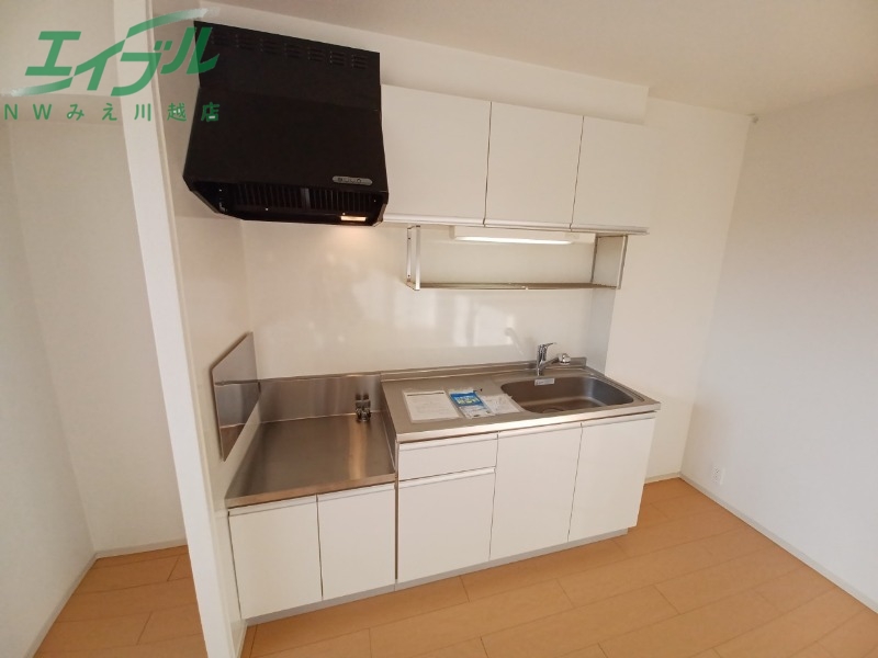 キッチン　同型参考写真です