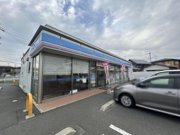 コンビニ　ローソン倉敷西阿知町店（コンビニ）まで225m