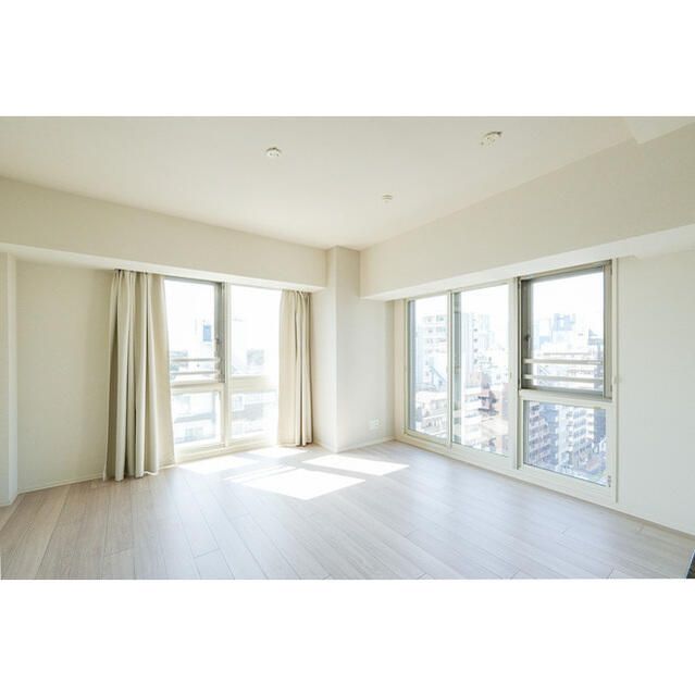 居室・リビング　※別部屋参考写真