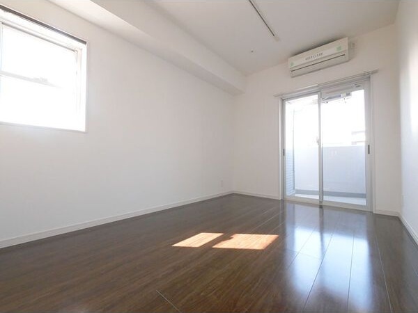 眺望　※写真は同じマンションの違う部屋のものになります。
