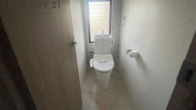 トイレ　温水洗浄便座付きでおすすめ！
