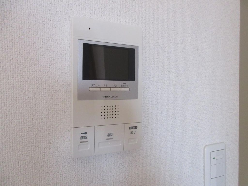 セキュリティ　TVモニター付インターホン(別部屋参考写真)