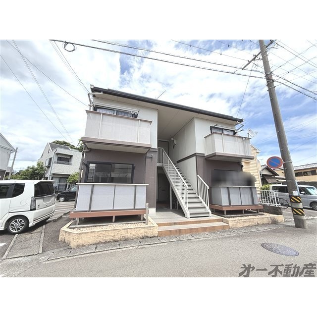 エントランス　建物外観