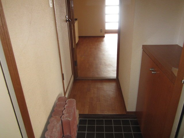 玄関　メゾンド徳川苑