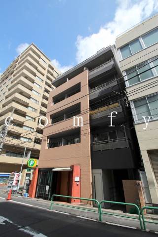建物外観　市ヶ谷駅３分（新宿線）