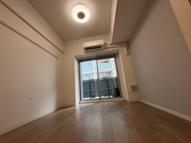 プレサンス丸の内アドブルの居間写真