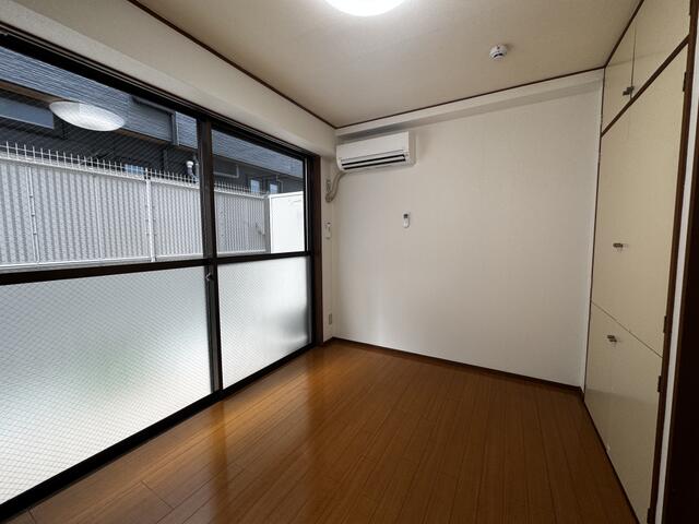 ＪＲ山手線 池袋駅 徒歩7分 3階建 築39年の内装写真