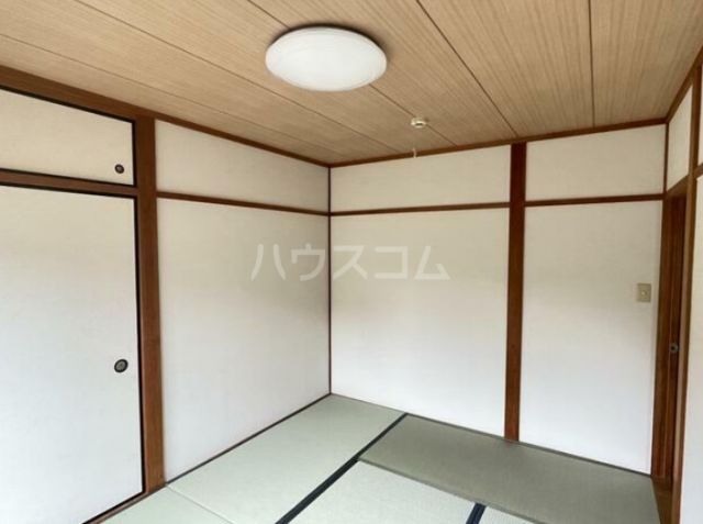 ブルーライン センター北駅 徒歩9分 2階建 築32年の内装写真
