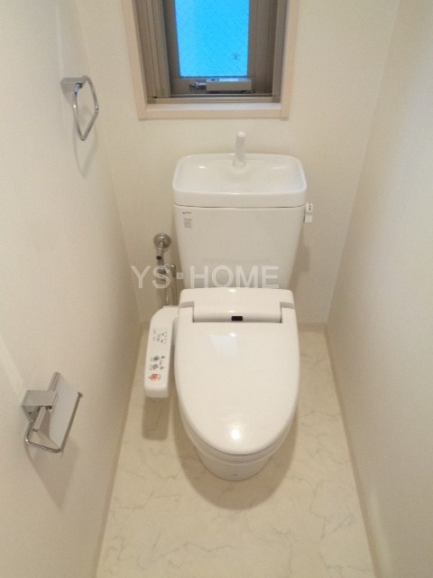 ＪＲ中央線 荻窪駅 徒歩8分 7階建 築21年のトイレ写真