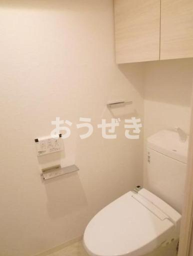 都営大江戸線 両国駅 徒歩8分 8階建 築9年のトイレ写真