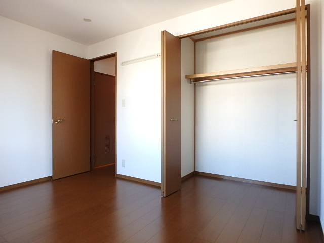 収納　図面と現状に相違がある場合には現状を優先