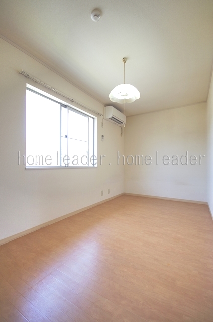 居室・リビング　ベットルームに？子供部屋に？色々悩んじゃいますね(＞＜)