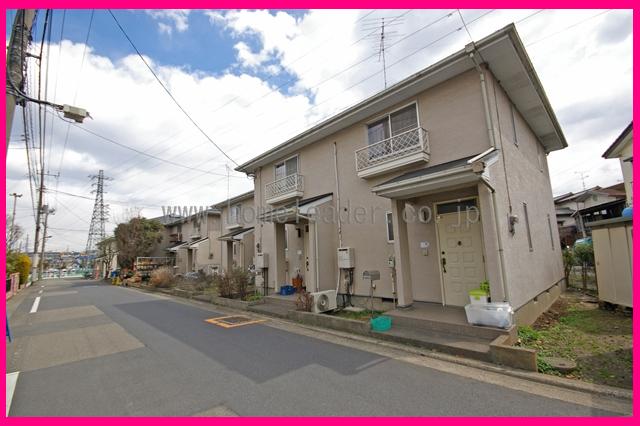 建物外観　緑豊かなテラスハウス