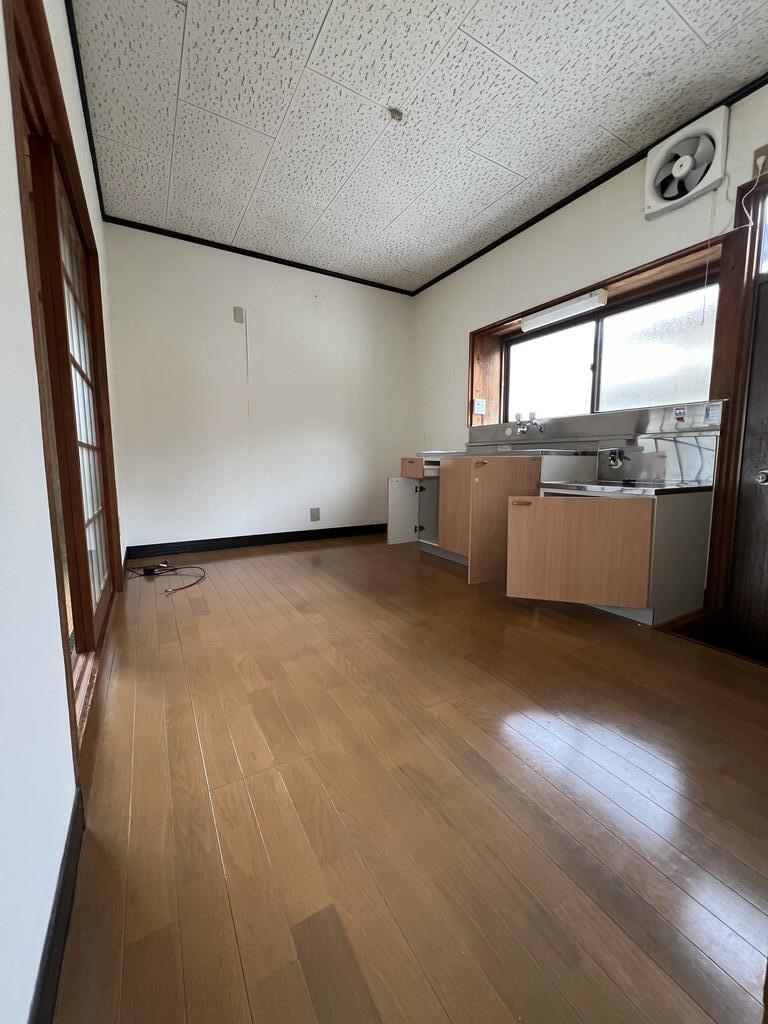 早野戸建てのキッチン写真