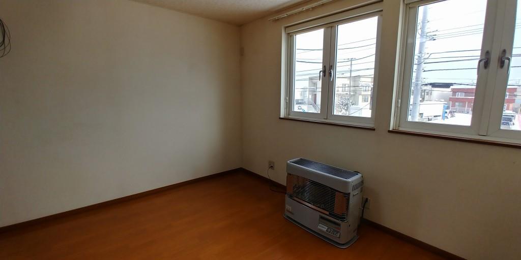 居室・リビング　灯油FFストーブ