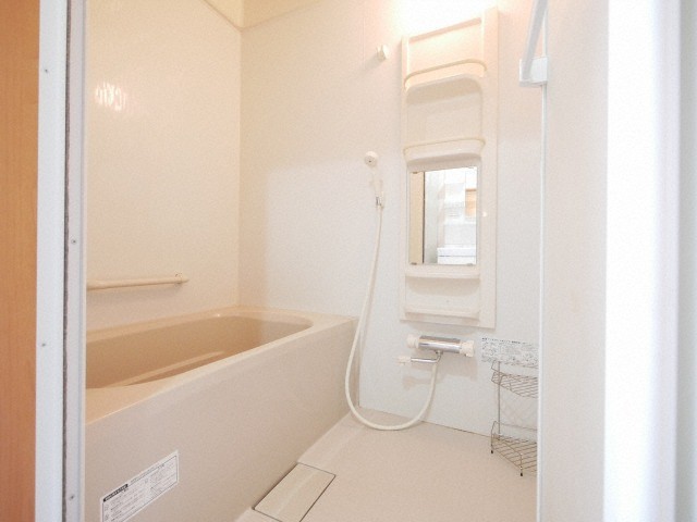 バス・シャワールーム　浴槽、洗い場ともにゆったりとしたバスルーム♪