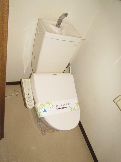 ＪＲ京浜東北線 横浜駅 徒歩14分 5階建 築28年のトイレ写真