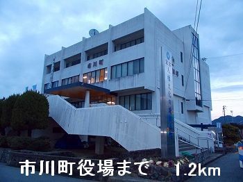 【神崎郡市川町西川辺のアパートの役所】