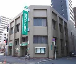 銀行　関西みらい銀行難波南支店（銀行）まで412m