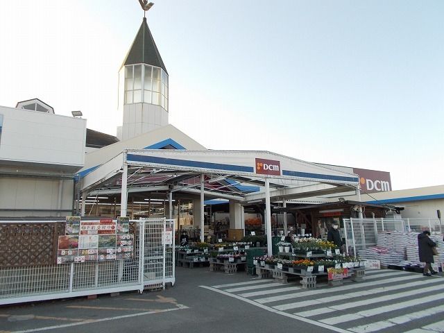 【伊予郡松前町大字北黒田のアパートのホームセンター】