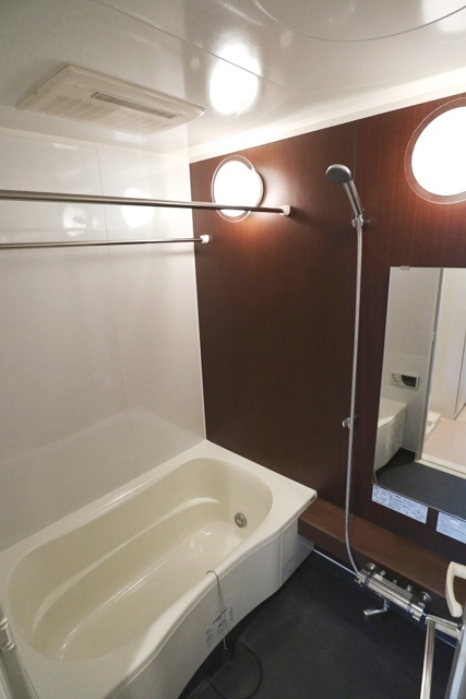 バス・シャワールーム　バス※別部屋参考写真