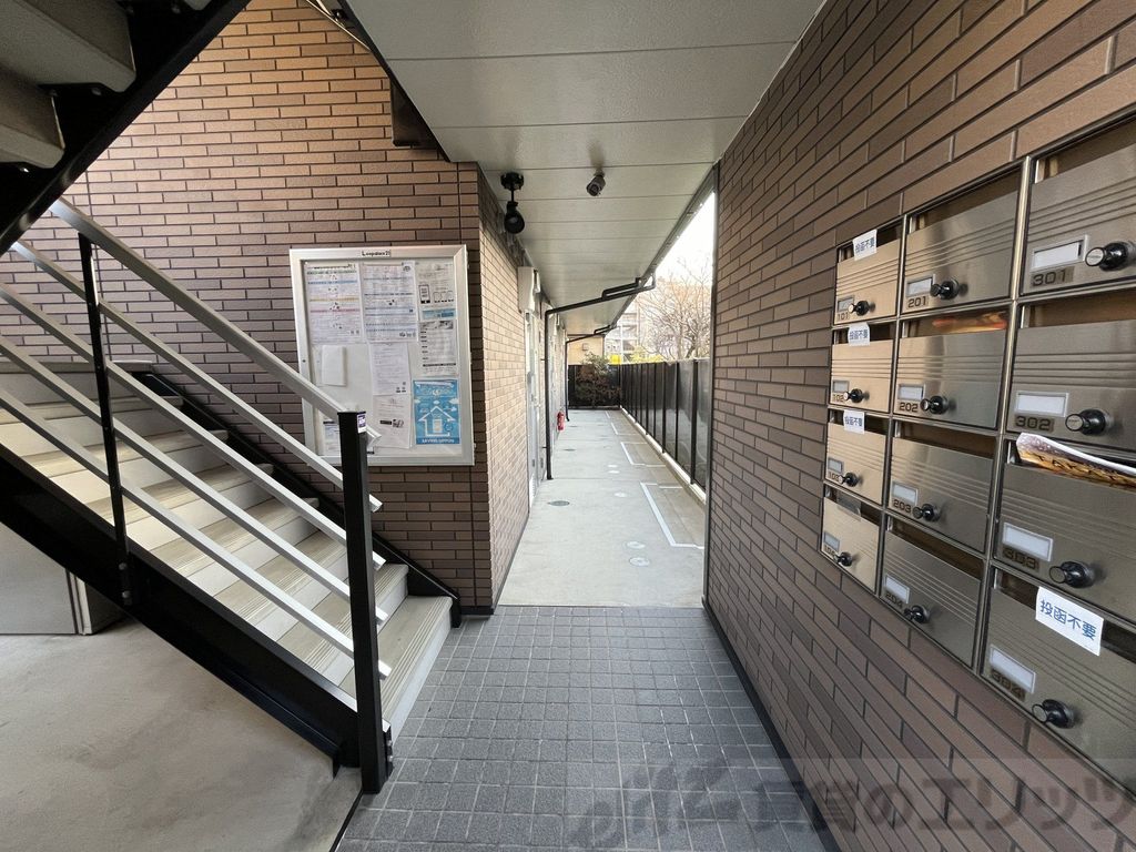 エントランス　エントランス