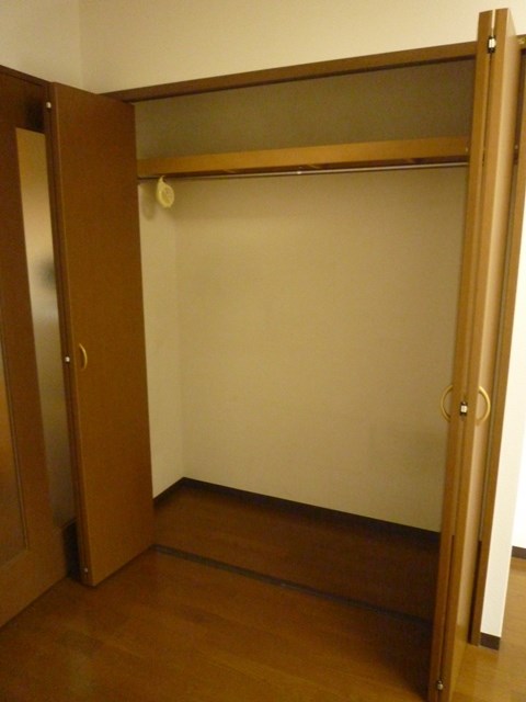 収納　別室参照