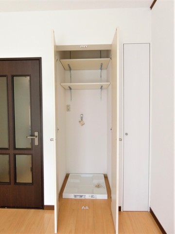 その他　室内洗濯機置場