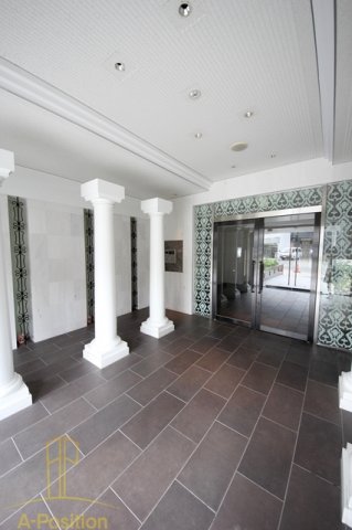 ロビー　クリーデンス福島