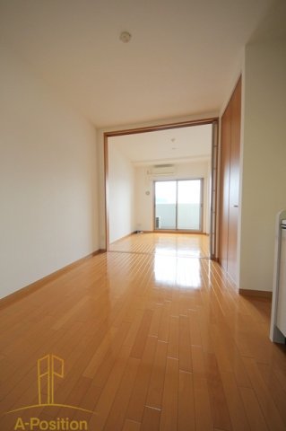 居室・リビング　クリーデンス福島