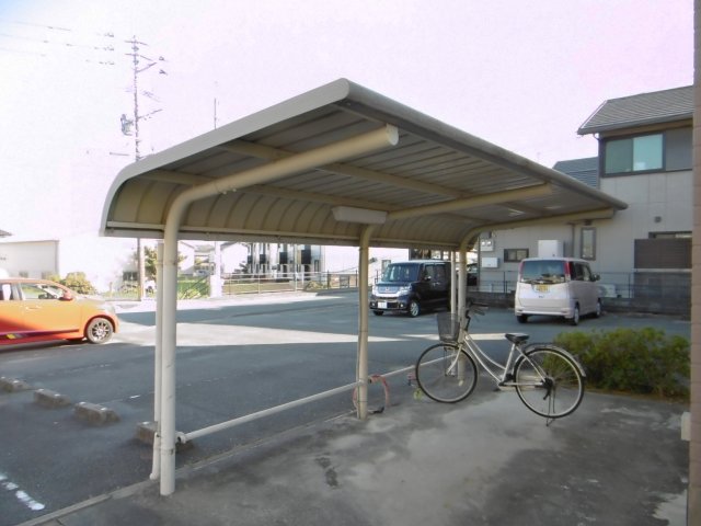 駐車場　駐輪場です
