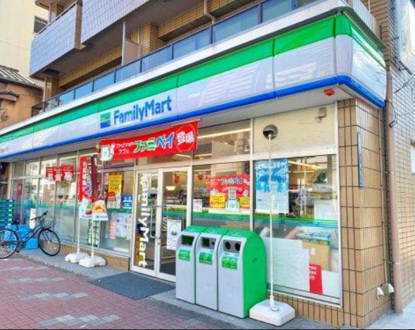 コンビニ　ファミリーマート江東東陽一丁目店（コンビニ）まで216m