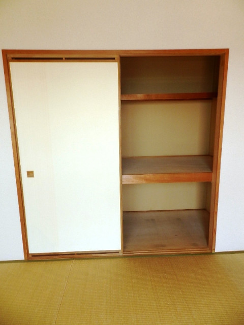 秀壱番館_内装_4