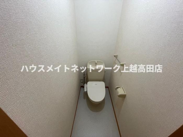 トイレ　温水洗浄暖房便座