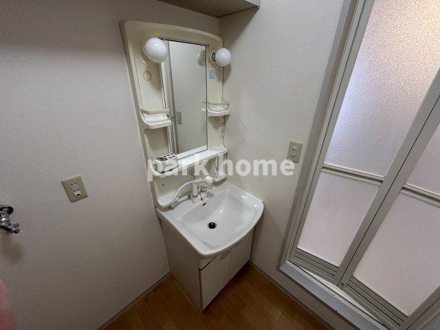洗面設備　コンパクトで使いやすい洗面所 ※実際の写真と異なる場合がござ