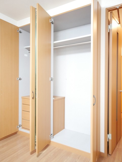 収納　★鏡付の大きなクローゼットがございます★