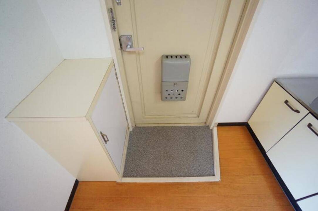 玄関　玄関